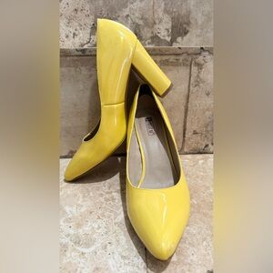 IDIFU 4” Chunky Yellow Patent Leather Heels